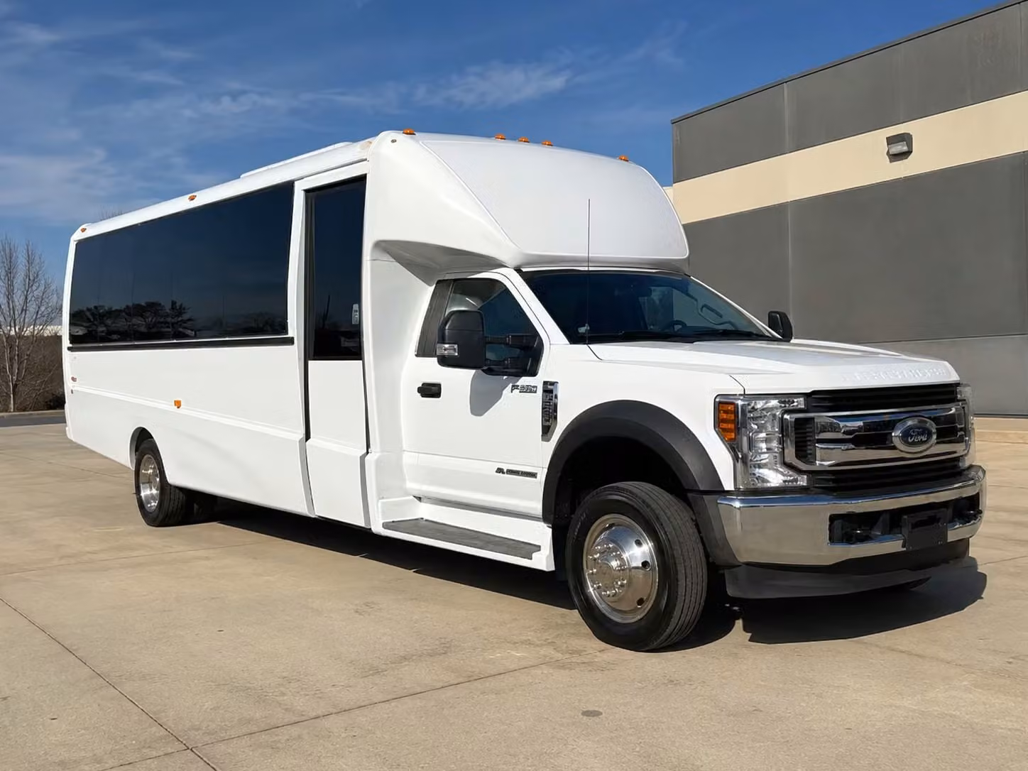 15 passenger minibus