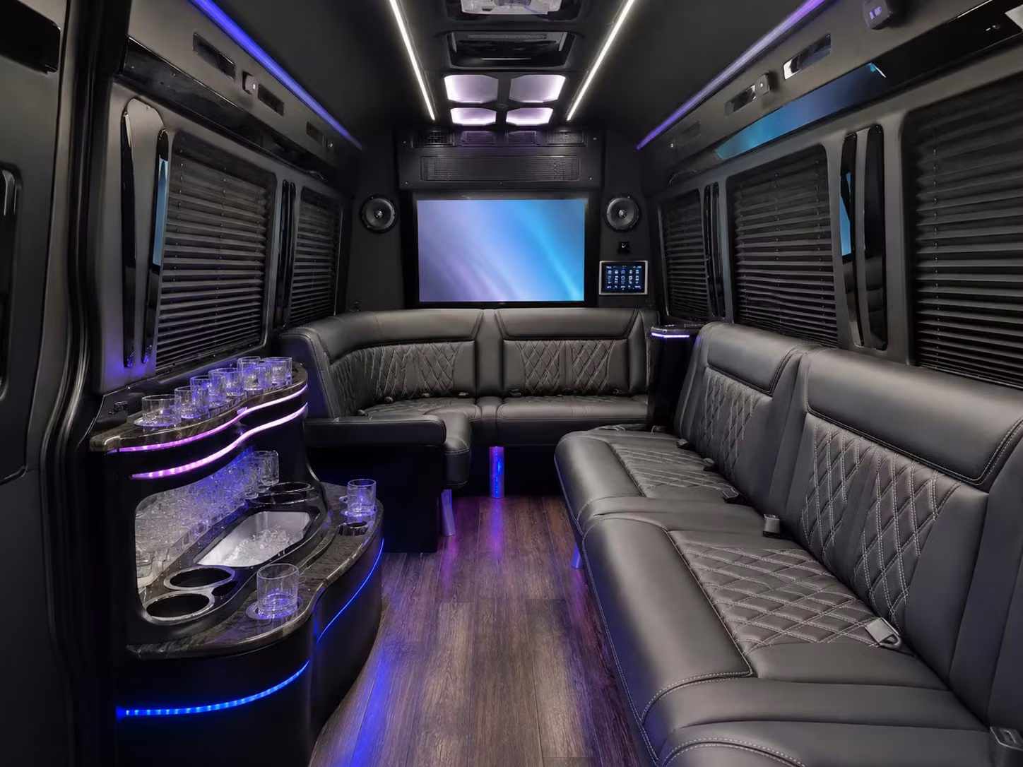 airport transfers and long distance guest shuttles for twin falls weddings