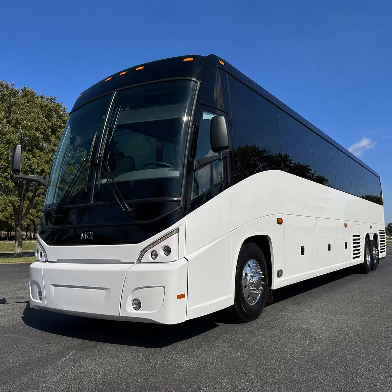 sports team fan charter bus rentals in twin falls